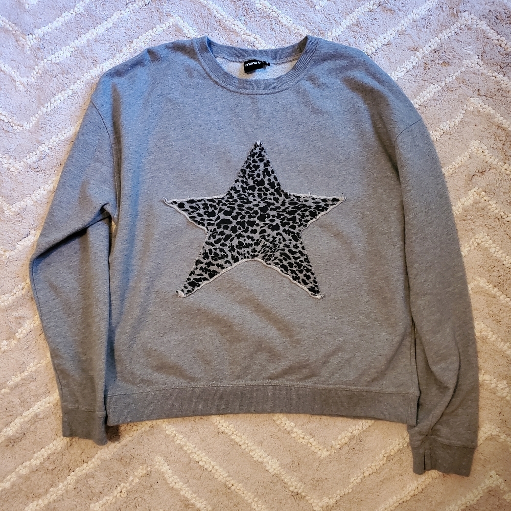 Mono B Leopard Star‎ Sweater